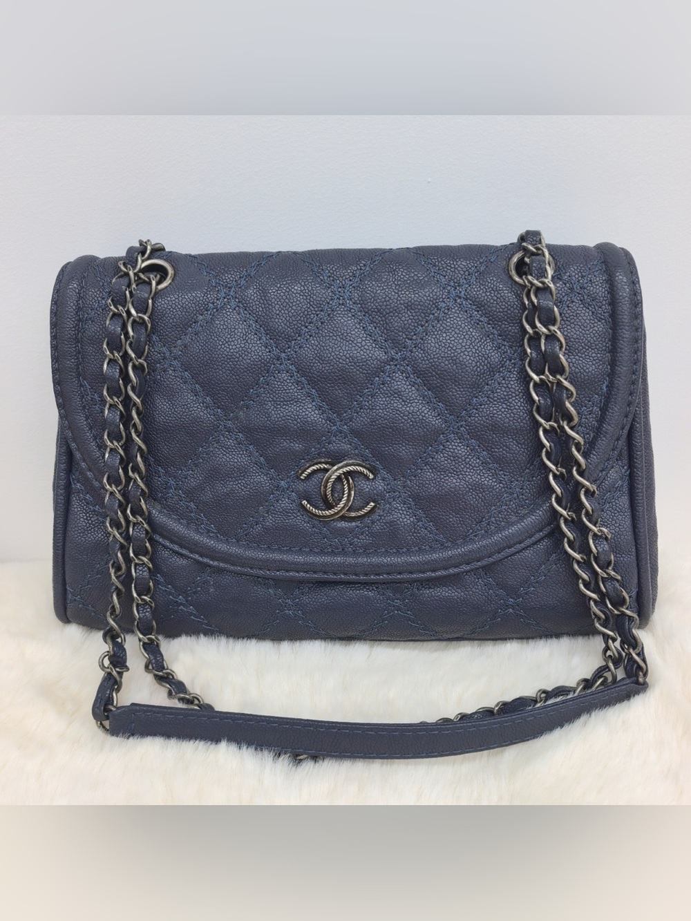 CHANEL Quilted Navy Blue Caviar Leather Shoulder Bag with Chain Strap
